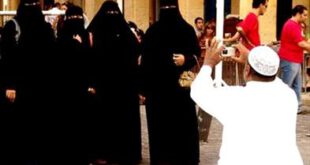 اختلافات عجیب توع لباس پوشیدن زنان درباری با رنان عادی در عربستان!!
