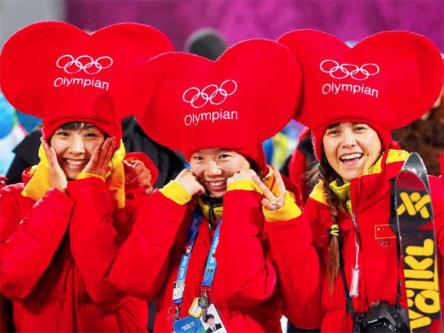 ورزشکاران چینی در حاشیه مسابقات زمستانی سوچی ....