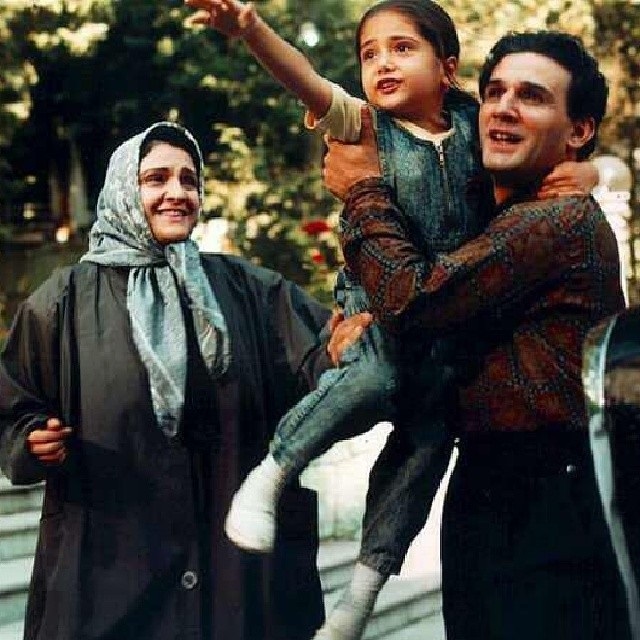 عکسی بسیار جالب از کودکی باران کوثری در اغوش مهدی هاشمی!