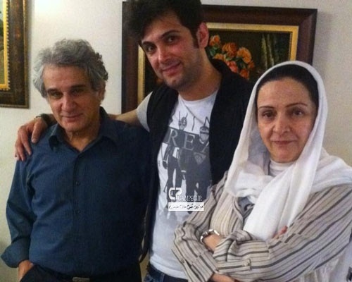 تصویری از مهدی هاشمی , همسر و فرزندش