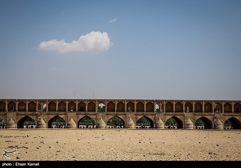 گزارش تصویری از خشکسالی شدید در زاینده رود