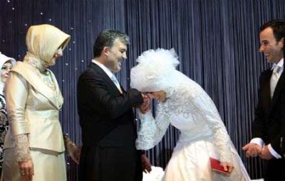تصاویر جالب از مراسم ازدواج دختر عبدالله گل