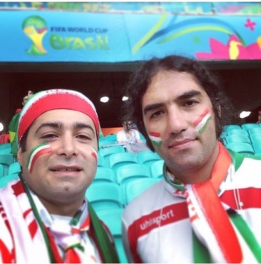 rezayazdani_2014-06-27-00-06-00-366x370