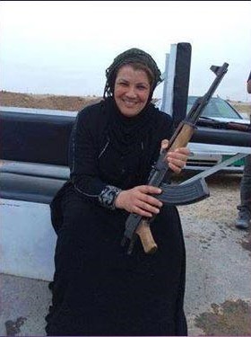 زن جوانی که تا اخرین نفس در مقابل داعش ایستادگی کرد +عکس