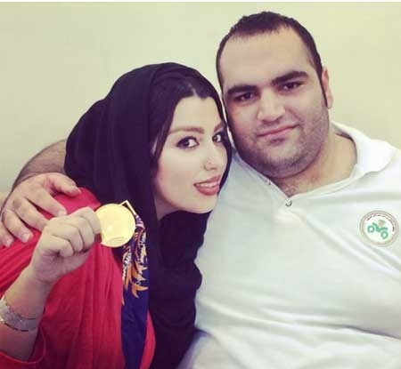عکس/ بهداد سلیمی بعد از بازگشت به ایران در کنار همسرش