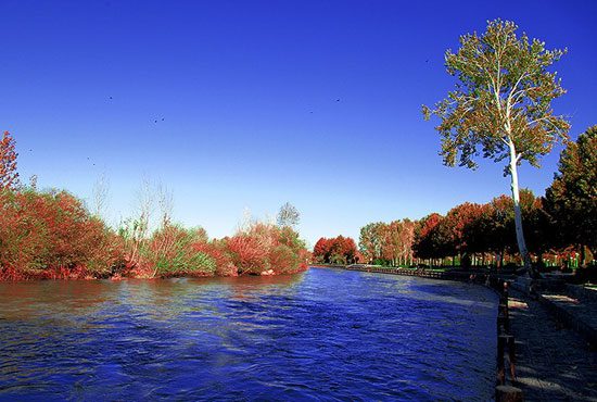 www.dustaan.com-تصاویری زیبا از زنده‌ شدن زاینده‌ رود1