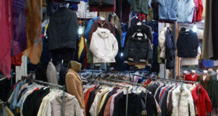 بازار داغ لباس‌های تاناکورا در سرمای مشهد!