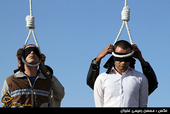 تصاویر/ اعدام 3 متجاوز به عنف در مشهد