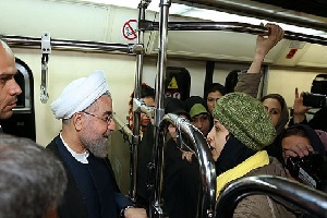 www.dustaan.com-بازتاب متروسواری روحانی در رسانه های خارجی