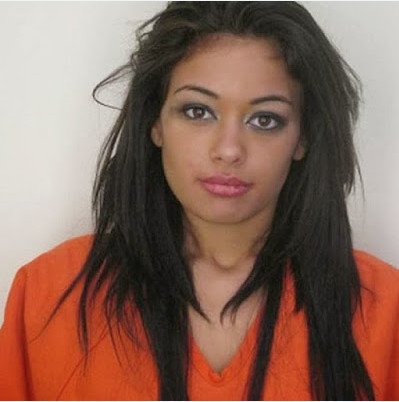 www.dustaan.com-تصاویری از زنان زیبای تبهکار در زندان!4