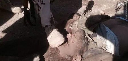 www.dustaan.com-هلاکت ده ها داعشی در موصل(18+)