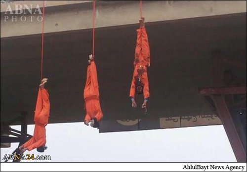 عکس/ اعدام وحشیانه سه پیشمرگه به دست داعش