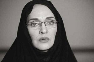 dustaan.com-اخبارروز-اخبار-روز-ایران-جهان-خبرپو-خبریاب-خبر-خوان-شهرخبر-سانسور چهره پر از آرایش بازیگر زن در تلویزیون!