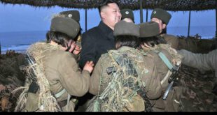 ابراز احساسات زنان نظامی به رهبر کره شمالی