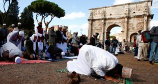اعتراض مسلمانان به بسته شدن مساجد در ایتالیا