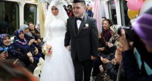 عروسی در مترو