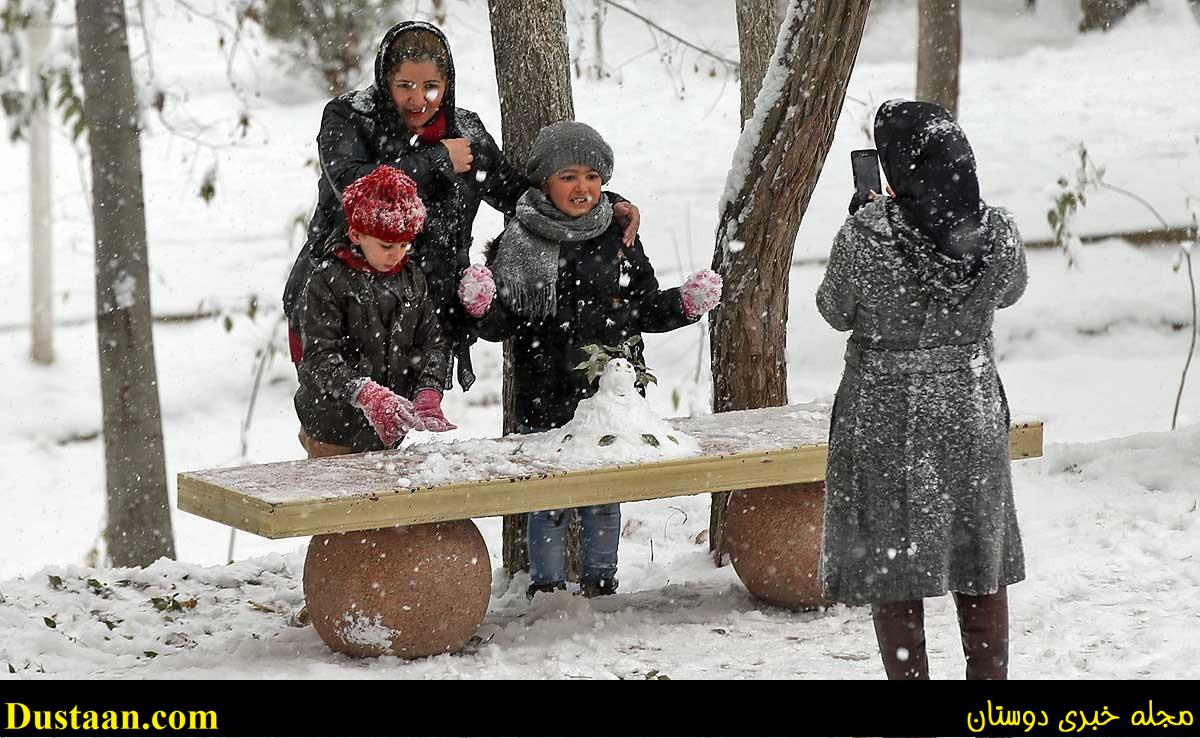 www.dustaan.com-برف بازی تهرانی‌ ها در پارک قیطریه! +تصاویر