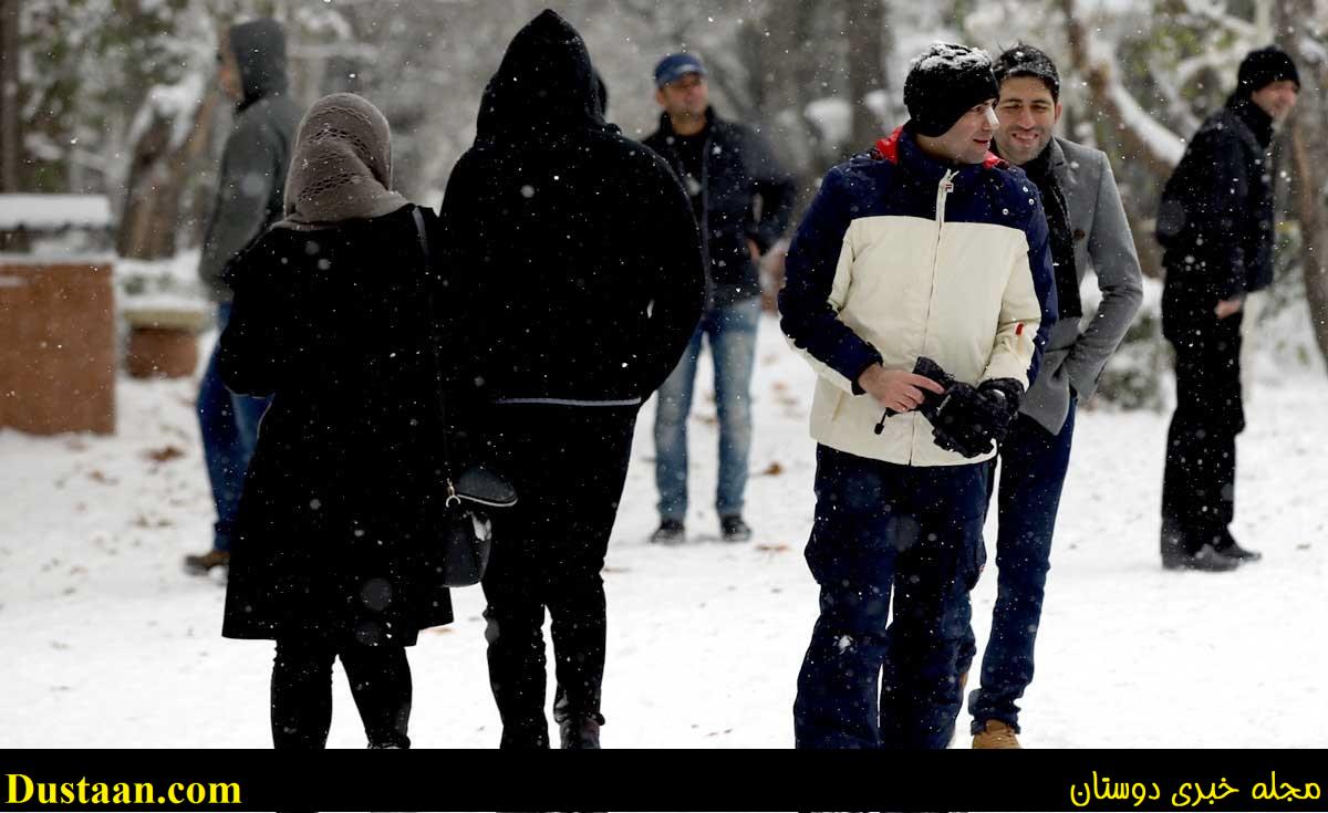 www.dustaan.com-برف بازی تهرانی‌ ها در پارک قیطریه! +تصاویر