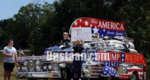 خودروی عجیب حامیان ترامپ در فلوریدا/عکس