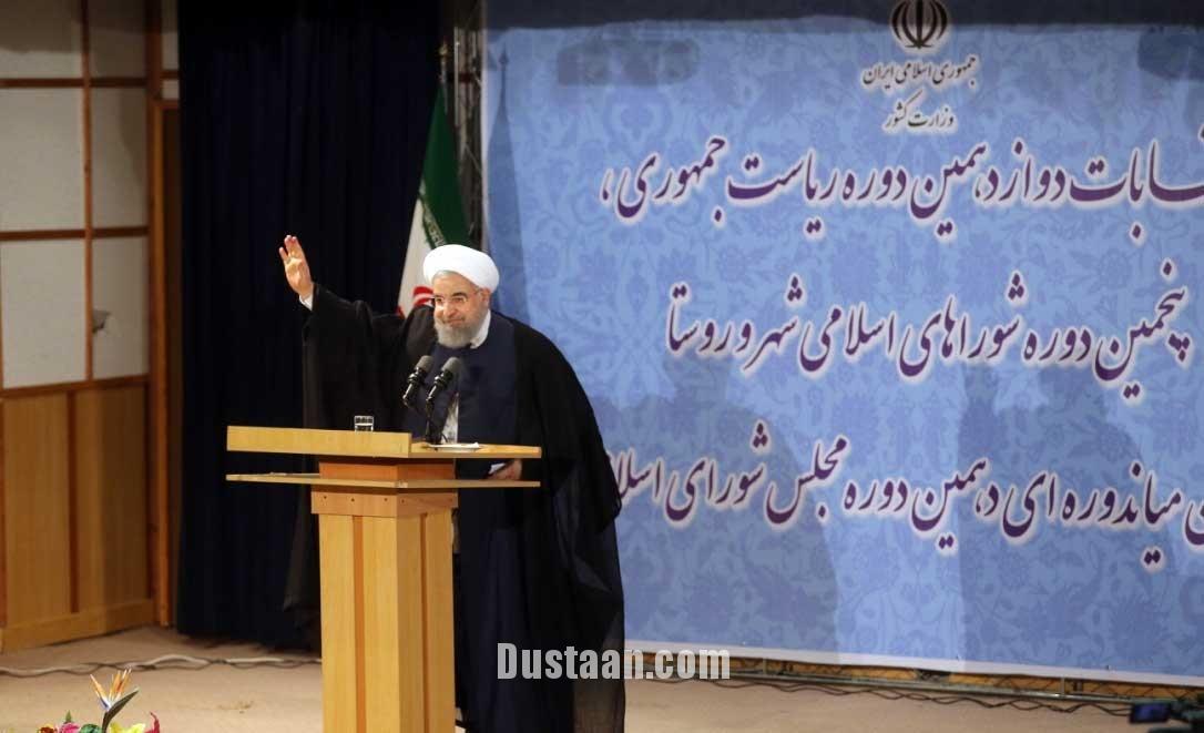 تصاویر حضور روحانی در وزارت کشور برای ثبت نام