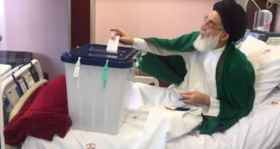 آیت الله هاشمی شاهرودی در بیمارستان رای خود را به صندوق انداخت/عکس