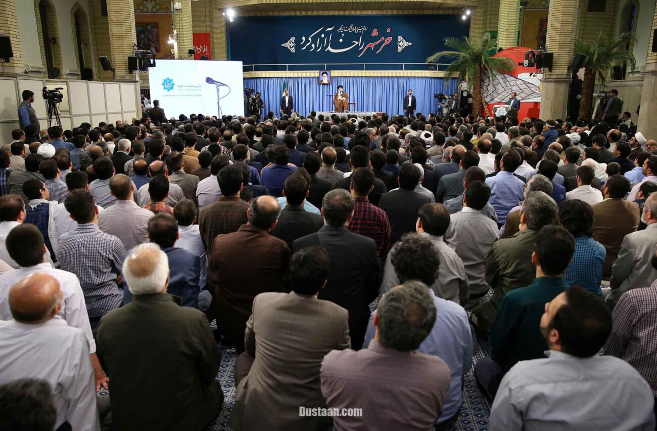 www.dustaan.com-تصاویری از مراسم شب خاطره دفاع مقدس با حضور رهبر انقلاب