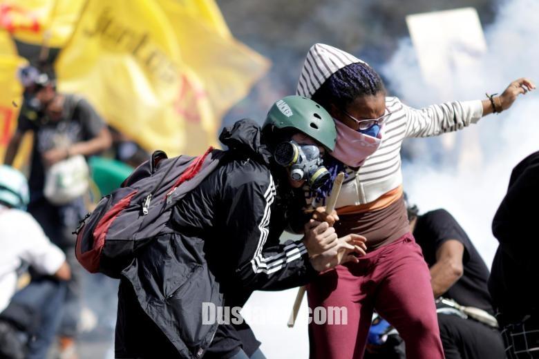 ناآرامی در خیابانهای برزیل‎ علیه رئیس جمهور/تصاویر