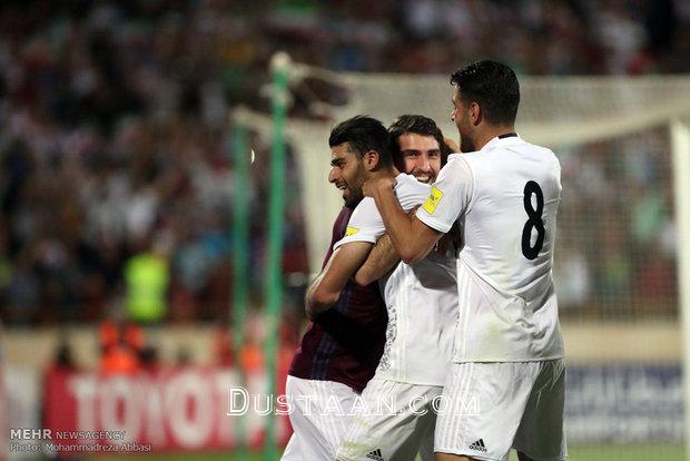 دیدار تیم های ملی فوتبال ایران و ازبکستان