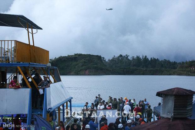 غرق شدن قایق تفریحی در کلمبیا/تصاویر