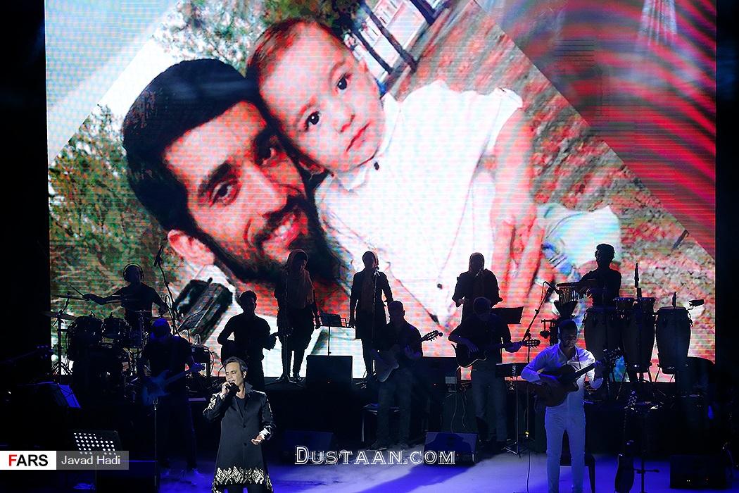 عکس شهید حججی در دکور کنسرت شهرام شکوهی