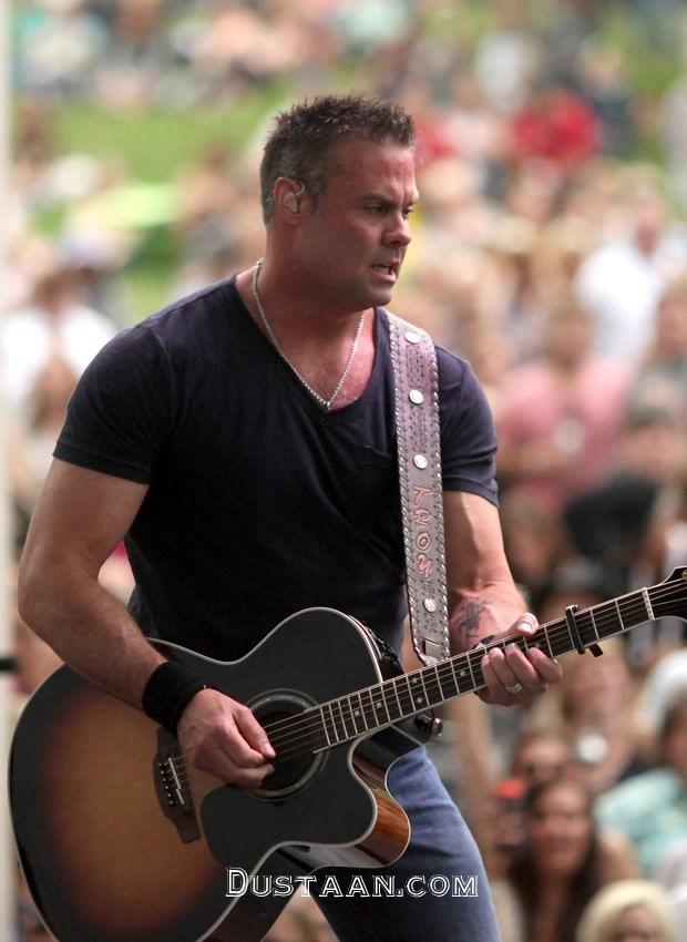 مرگ خواننده مشهور در سانحه هوایی