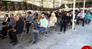 صف اهدای خون مردم تهران به زلزله‌ زدگان کرمانشاه
