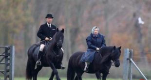 اسب‌ سواری ملکه ۹۱ ساله بریتانیا