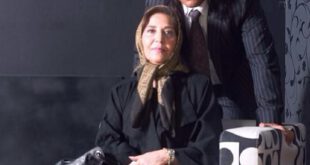 محمدرضا گلزار در کنار مادر جوانش