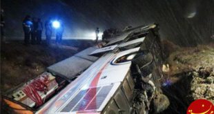 واژگونی اتوبوس ولوو در اصفهان 6 کشته برجای گذاشت
