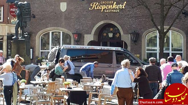 www.dustaan.com-حمله وحشیانه خودروی ون به مشتریان رستورانی در آلمان +تصاویر