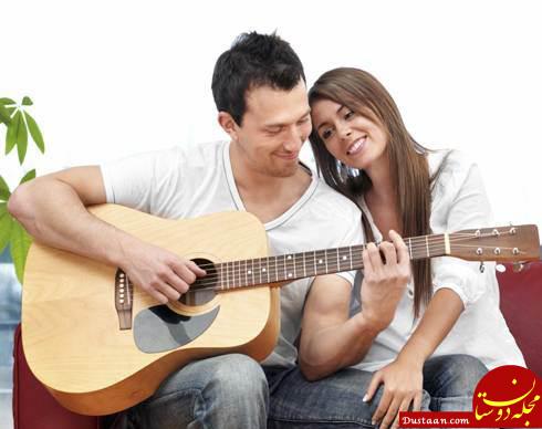 مرد عاشق درب را برای‌تان باز می‌کند,مرد عاشق,نشانه های مرد عاشق,نشانه های مرد عاشق چیست