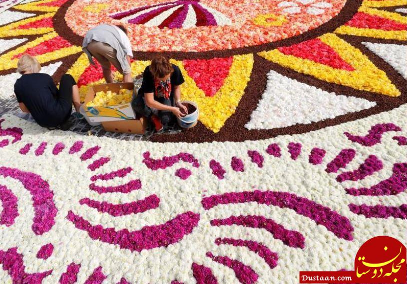 www.dustaan.com این فرش 1800 متری با 600 هزار گل ساخته شد! +تصاویر