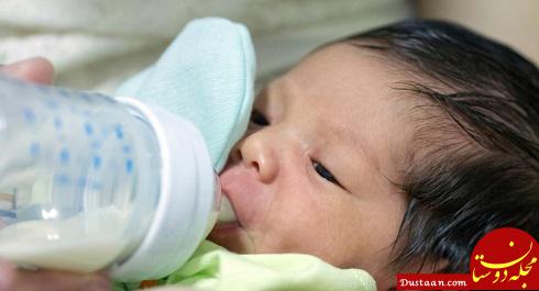 نوزاد,نوزاد در حال شیر خوردن
