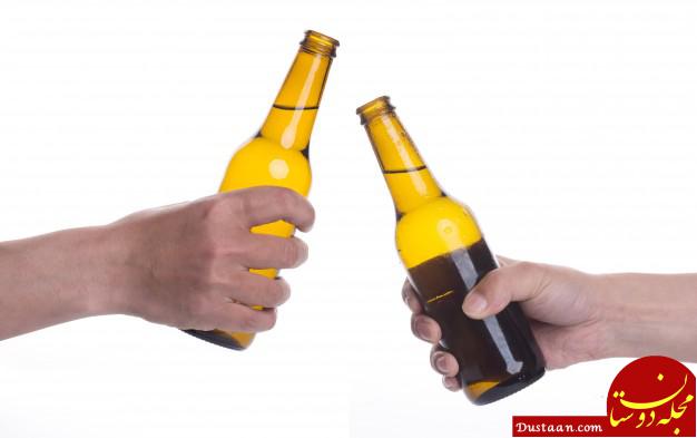 http://image.fotobazar.ir/photo/toasting-with-two-beers_1112-81.jpg