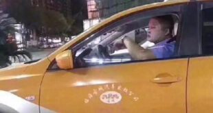 اخبار,اخبارگوناگون, استفاده راننده تاکسی از ماسک زیبایی حین رانندگی در شب