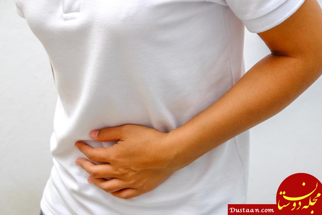 https://mehrinmednews.com/images/1397/04/stomach-pain-in-person-clutching-stomach.jpg